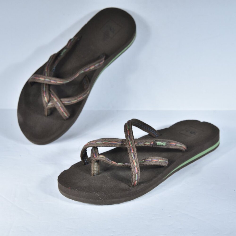 Teva Olowahu Flip Flops size 9
